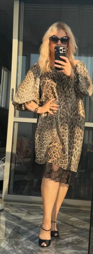 Платье Elisa Fanti леопардовое со стразами Swarovski и кружевным низом, размер L–XL, 550 ₪.