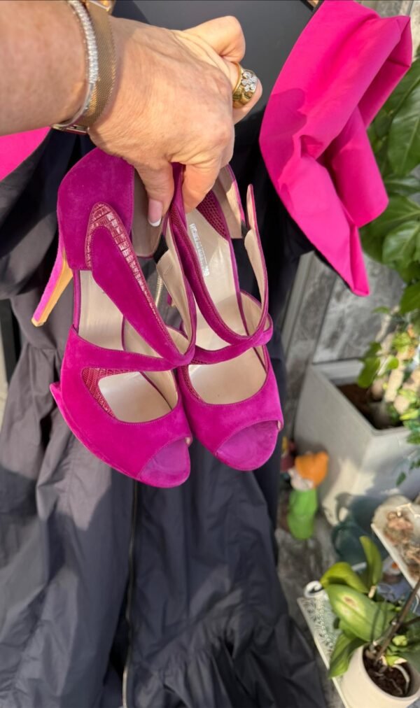 Nicholas Kirkwood — замшевые босоножки fuchsia (peep-toe, cross-strap) — размер 40 | Julia Raskin Style - Image 4