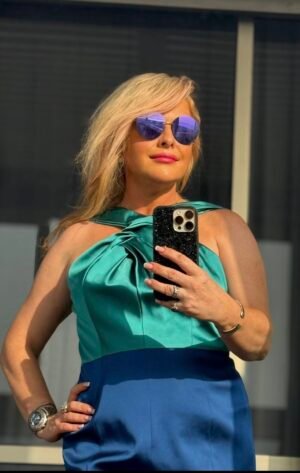 Karen Millen мини color-block бирюзово-синее, размер M, 350 ₪.