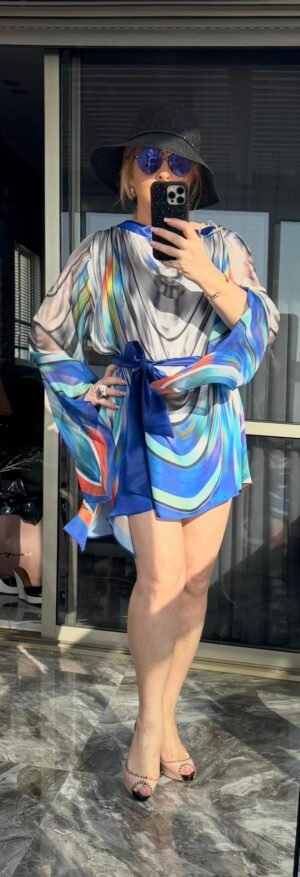 Итальянская туника-мини с поясом и украшением на шее, размер M–L — 450 ₪ | טוניקת מיני איטלקית עם חגורה וקישוט בצוואר, מידה M–L — ‎450 ₪ | Julia Raskin Style