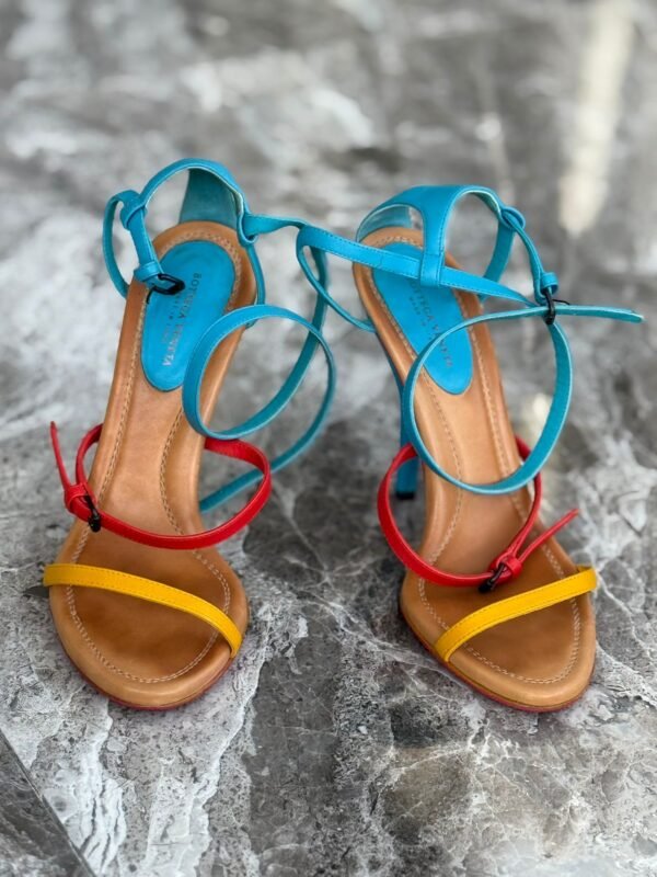 Bottega Veneta — color-block сандалии (turquoise/red/yellow), размер 36.5–37 | Julia Raskin Style