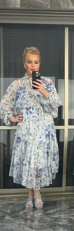 Zimmermann — нежное миди/макси-платье с голубым цветочным принтом, размер 3 (≈ L) — 950 ₪ | Zimmermann — שמלת מידי/מקסי בהדפס פרחוני תכלת, מידה 3 (≈ L) — ‎950 ₪ | Julia Raskin Style