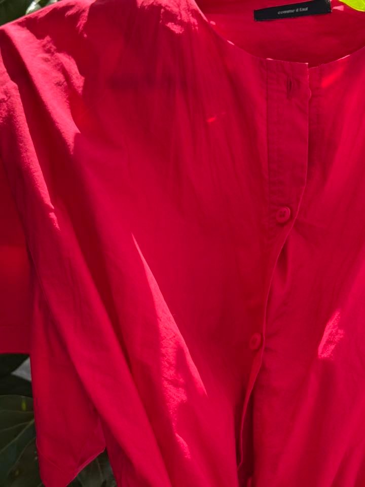 Comme il Faut — красное платье-рубашка миди с поясом и карманами — 350 ₪ | Comme il Faut — שמלת מידי אדומה בגזרת חולצה עם קשירת מותן וכיסים — 350 ₪ | Julia Raskin Style - Image 4