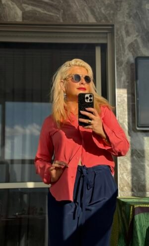 «Персиковая рубашка Loro Piana классического кроя — 500 ₪».