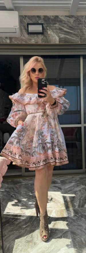 Платья Zimmermann с цветочным принтом в пастельных оттенках, размеры 2–3 — 1100 ₪