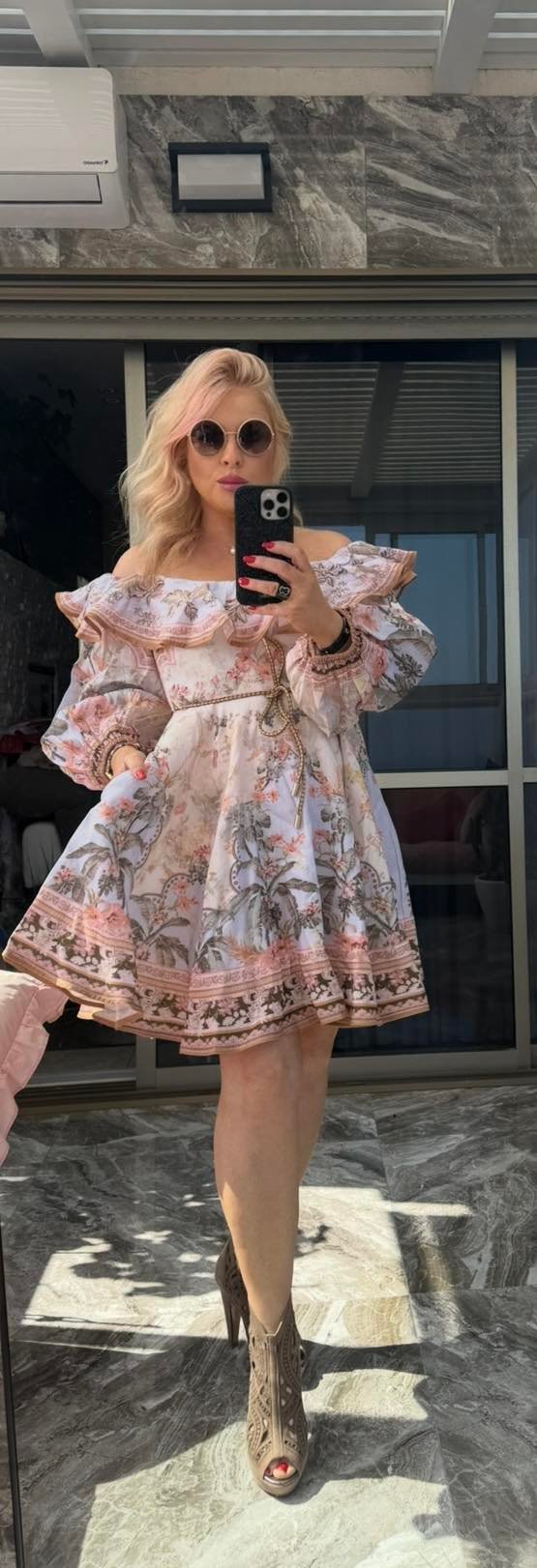 Платья Zimmermann с цветочным принтом в пастельных оттенках, размеры 2–3 — 1100 ₪