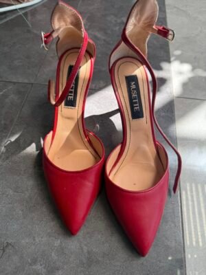 Красные кожаные туфли Musette на шпильк