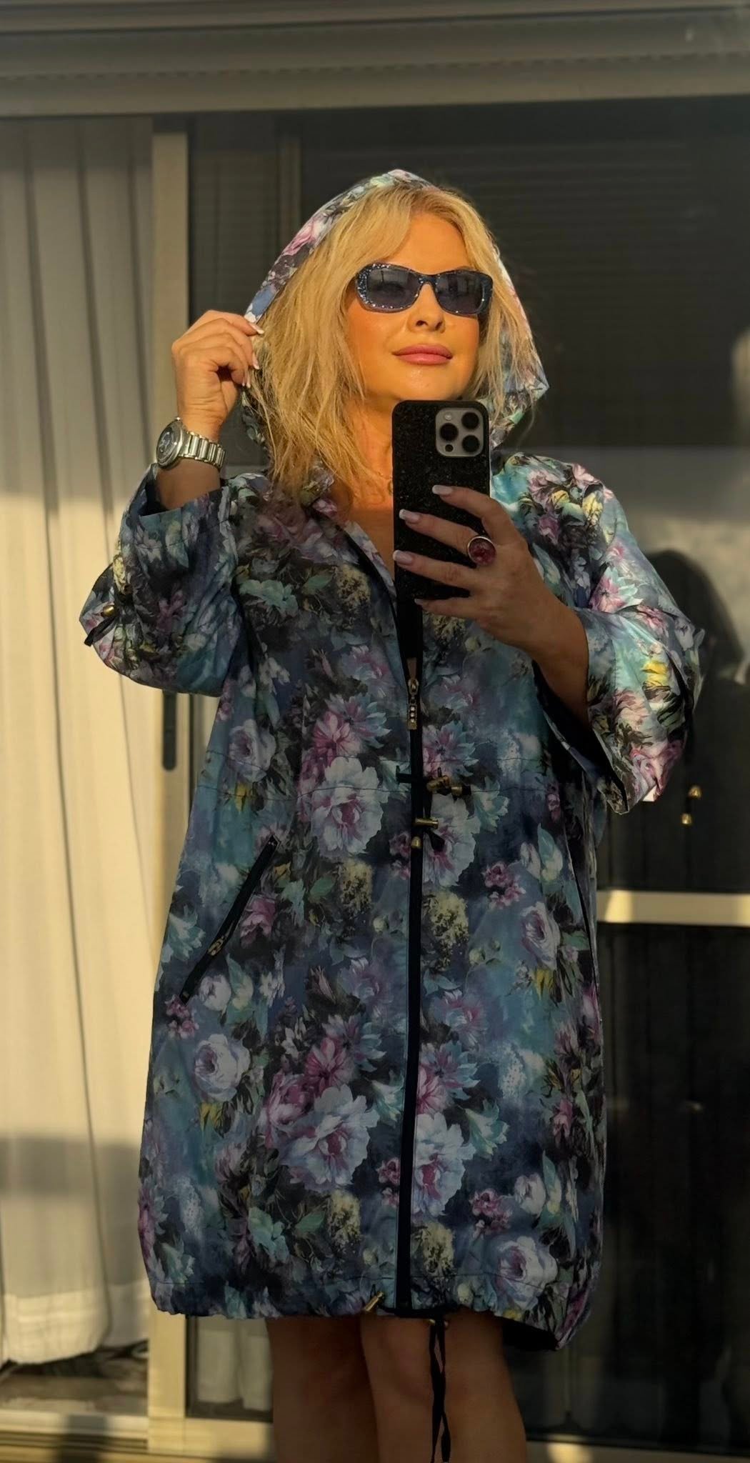 Ветровка в цветах утреннего неба 🌸💙 | מעיל קל בצבעי שמיים ופרחים — 350 ₪ - Image 3