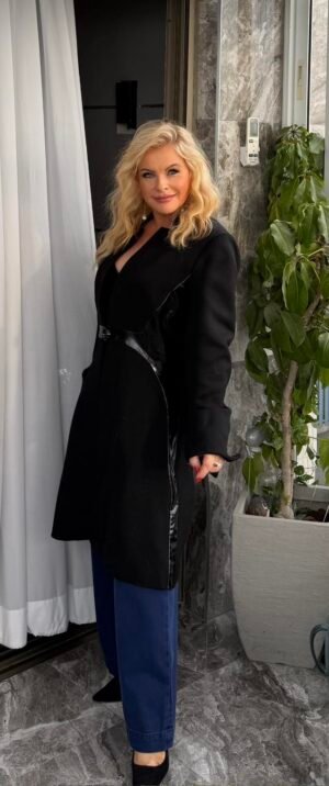 Maison Weill — новое чёрное пальто с глянцевыми вставками | L | Ашкелон