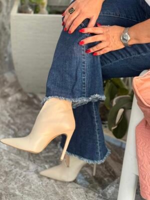 Eva Longoria מגפוני עקב אייבורי מידה 38 — ₪550 | De Luxe by Julia Raskin