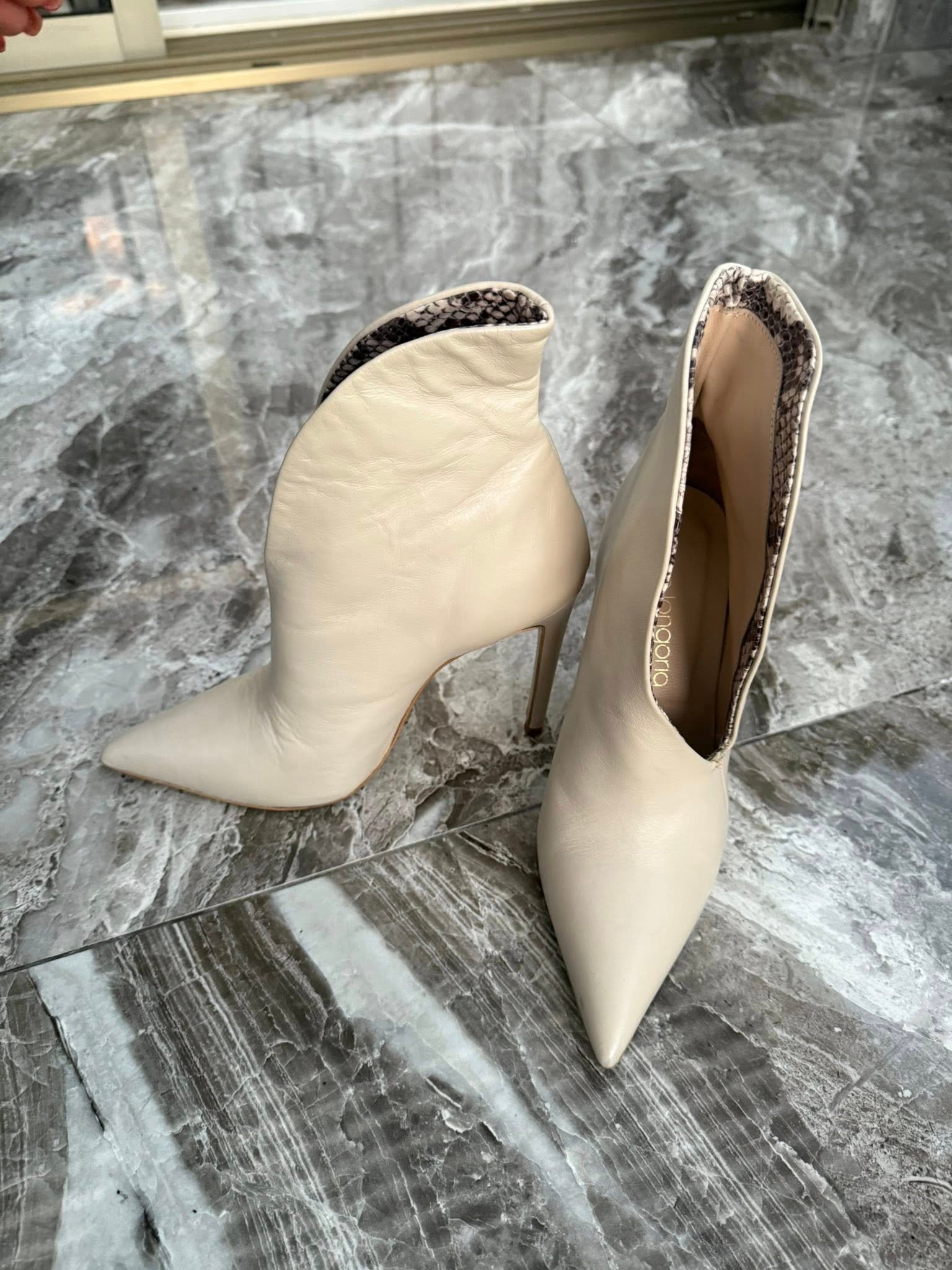 Eva Longoria — ботильоны-туфли на шпильке (айвори) 38 — 550 ₪ | De Luxe by Julia Raskin / Eva Longoria — מגפוני עקב (אייבורי) מידה 38 — ₪550 | De Luxe by Julia Raskin - Image 2