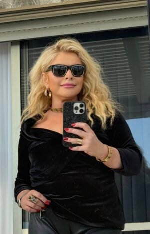 The Collection by Gianni — бархатная блузка чёрная M | De Luxe by Julia Raskin