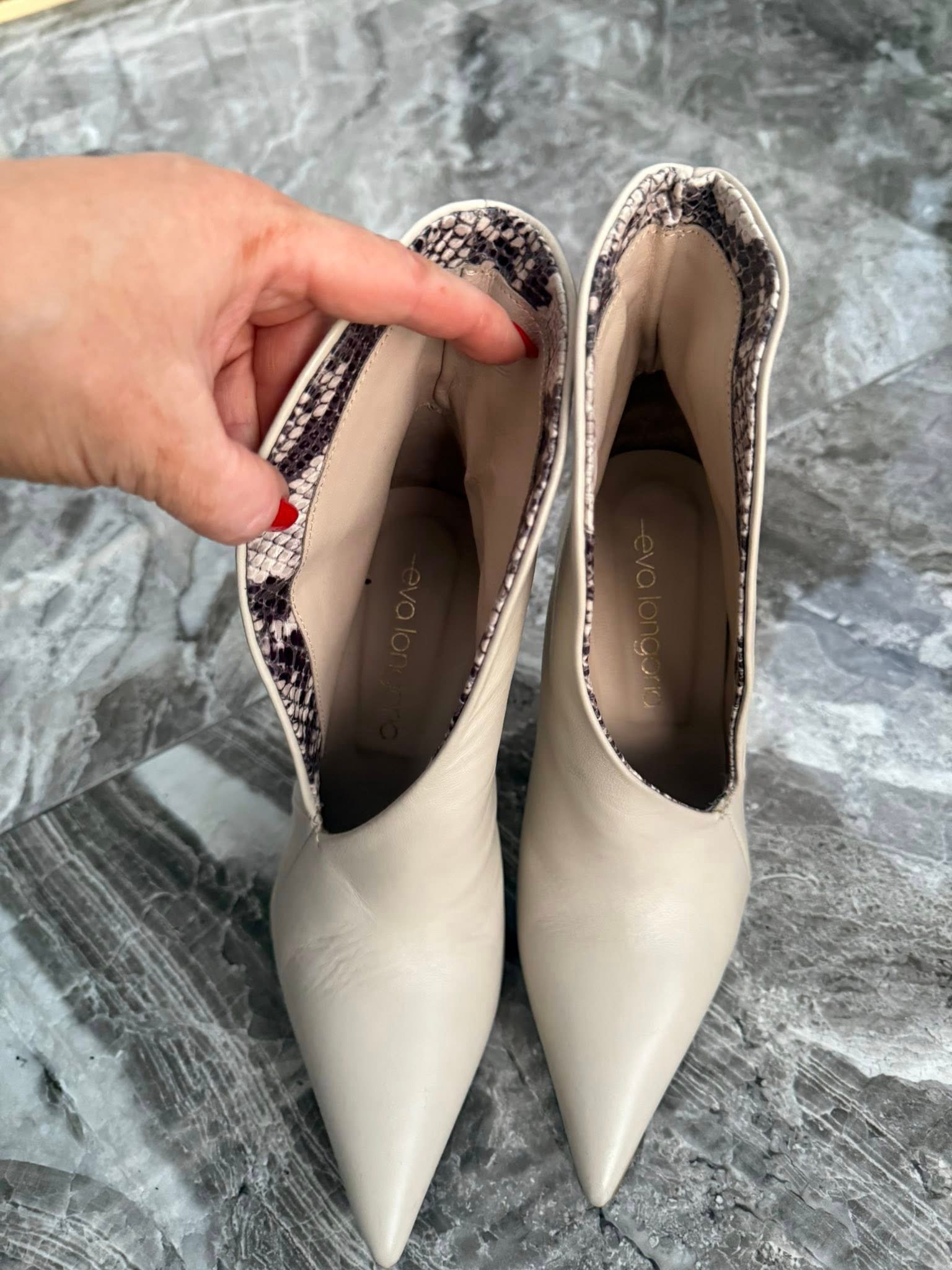 Eva Longoria — ботильоны-туфли на шпильке (айвори) 38 — 550 ₪ | De Luxe by Julia Raskin / Eva Longoria — מגפוני עקב (אייבורי) מידה 38 — ₪550 | De Luxe by Julia Raskin - Image 3